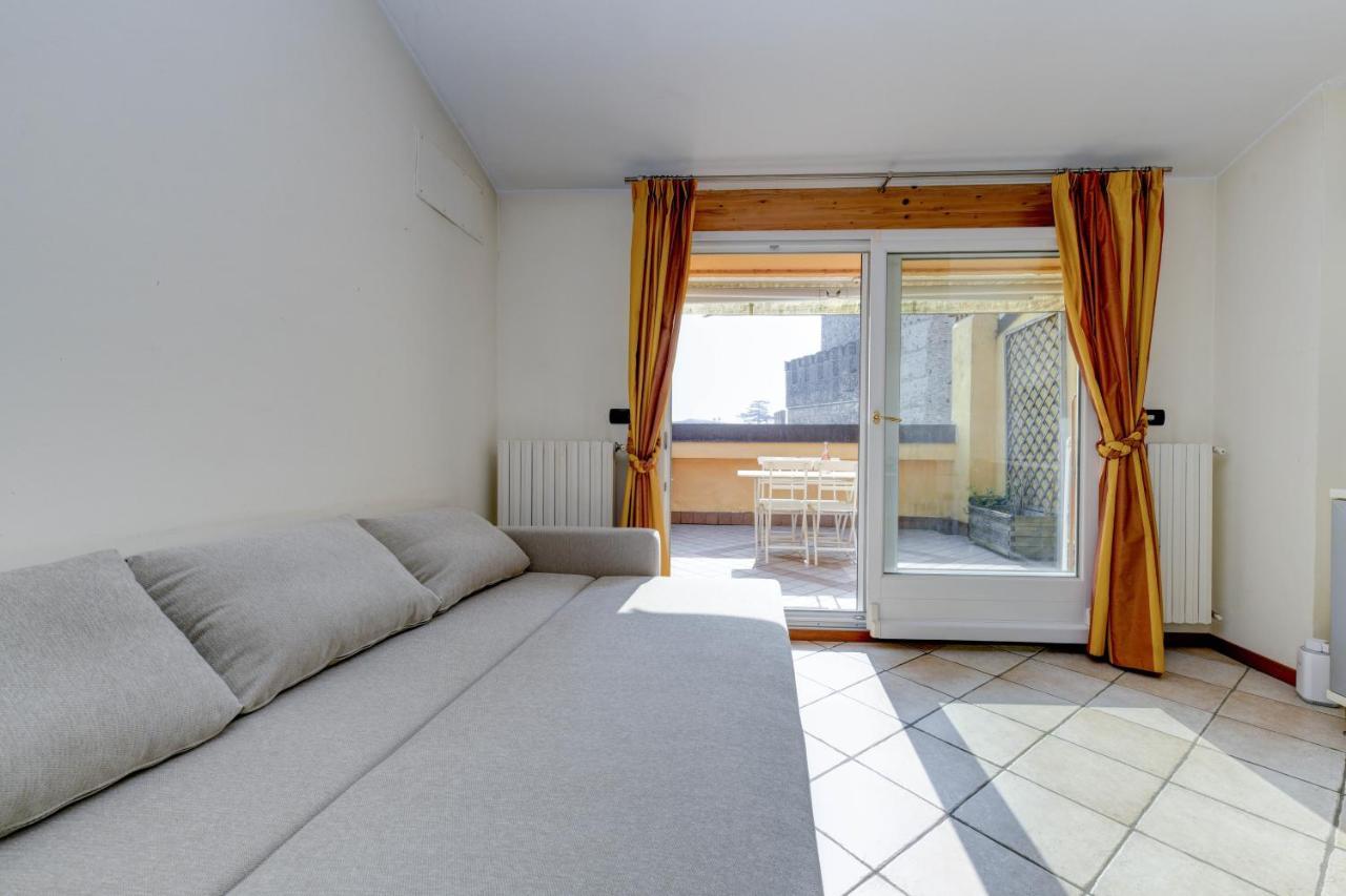Sunset Apartment Home & Terrace Sirmione Ngoại thất bức ảnh