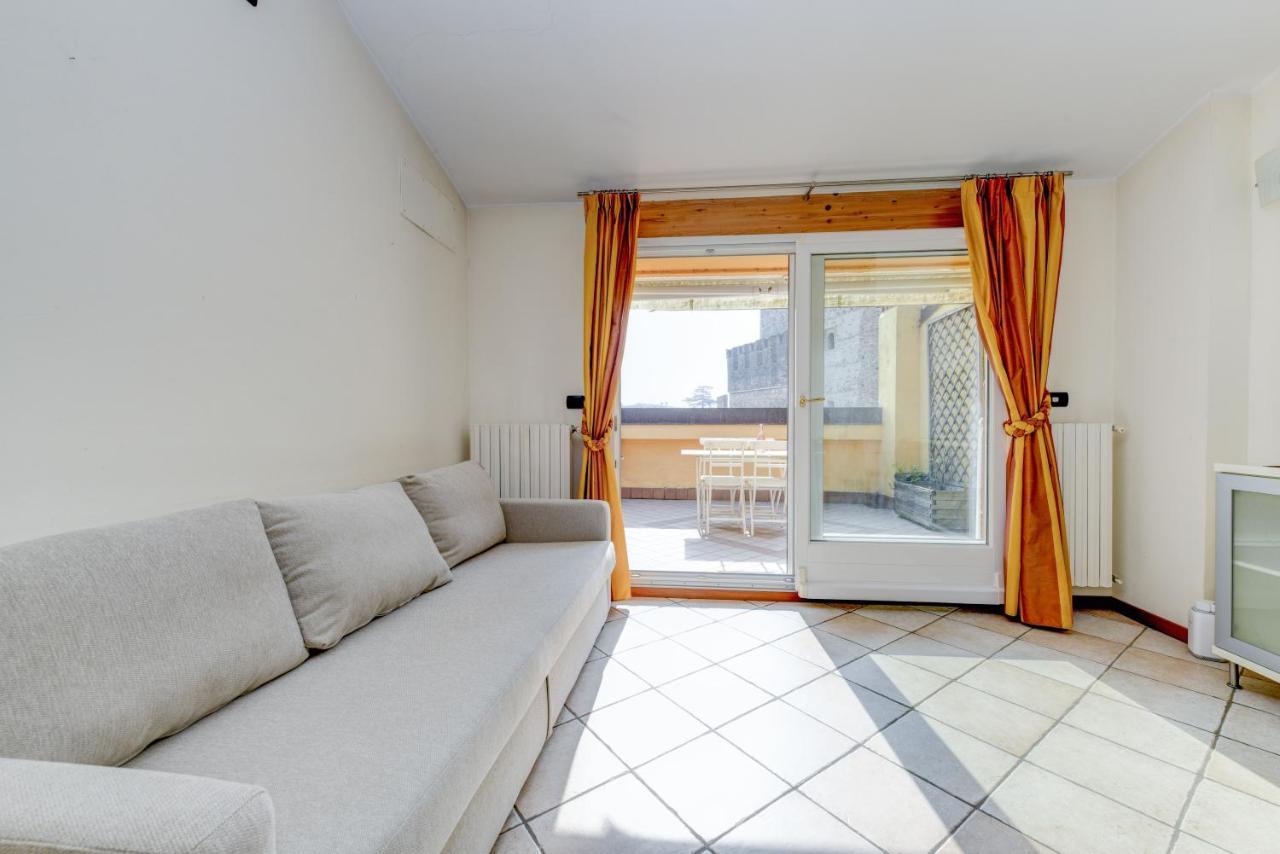 Sunset Apartment Home & Terrace Sirmione Ngoại thất bức ảnh